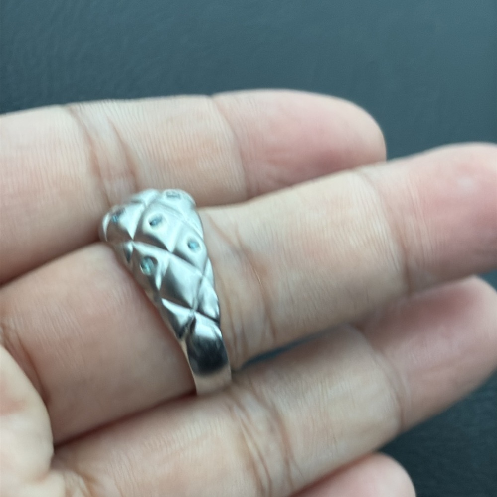 ✨SOLD✨
Exquisite 14k White Gold & Blue Diamond Ring - Picture 7 of 14